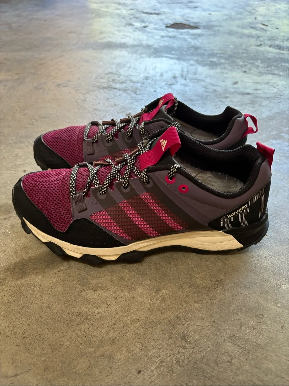 Adidas Kanadia TR7 Women's Trail Sneakers in Purple & Pink sz 9.5 Wmns